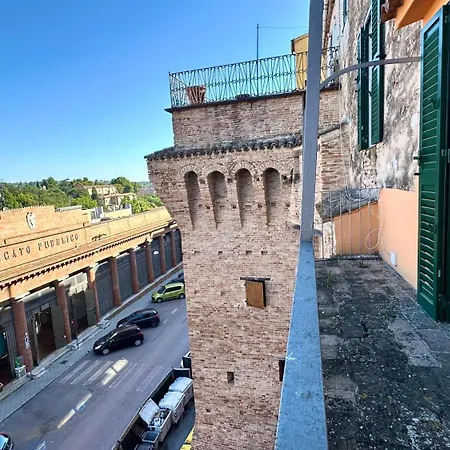 J01 - Jesi, Trilocale Nelle Mura Del Centro Storico Jesi
