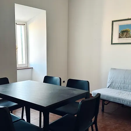 J01 - Jesi, Trilocale Nelle Mura Del Centro Storico Lägenhet Jesi